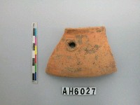 藏品(褐色細砂陶圈足)的圖片